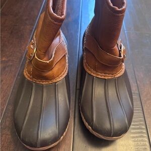 Avanti Brown Two-Tone Duck Boot Mules